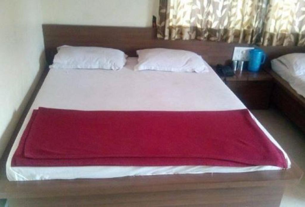 Sri Sai Sannidhi Otel Shirdi Dış mekan fotoğraf